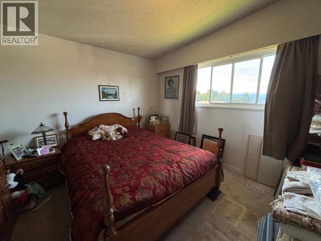 3749 STRATHCONA AVE, Powell River