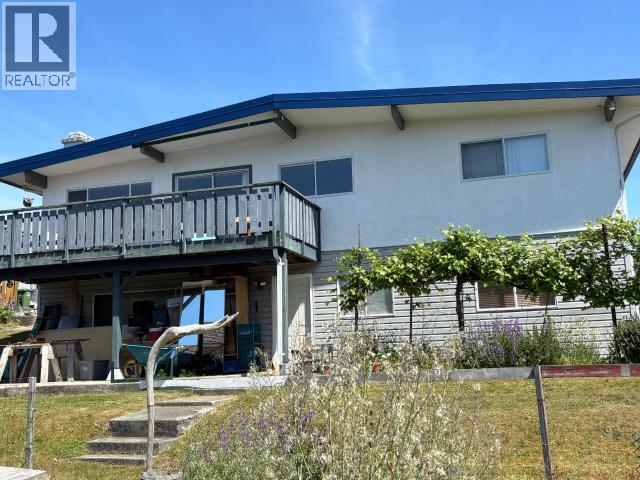 3749 STRATHCONA AVE - 19