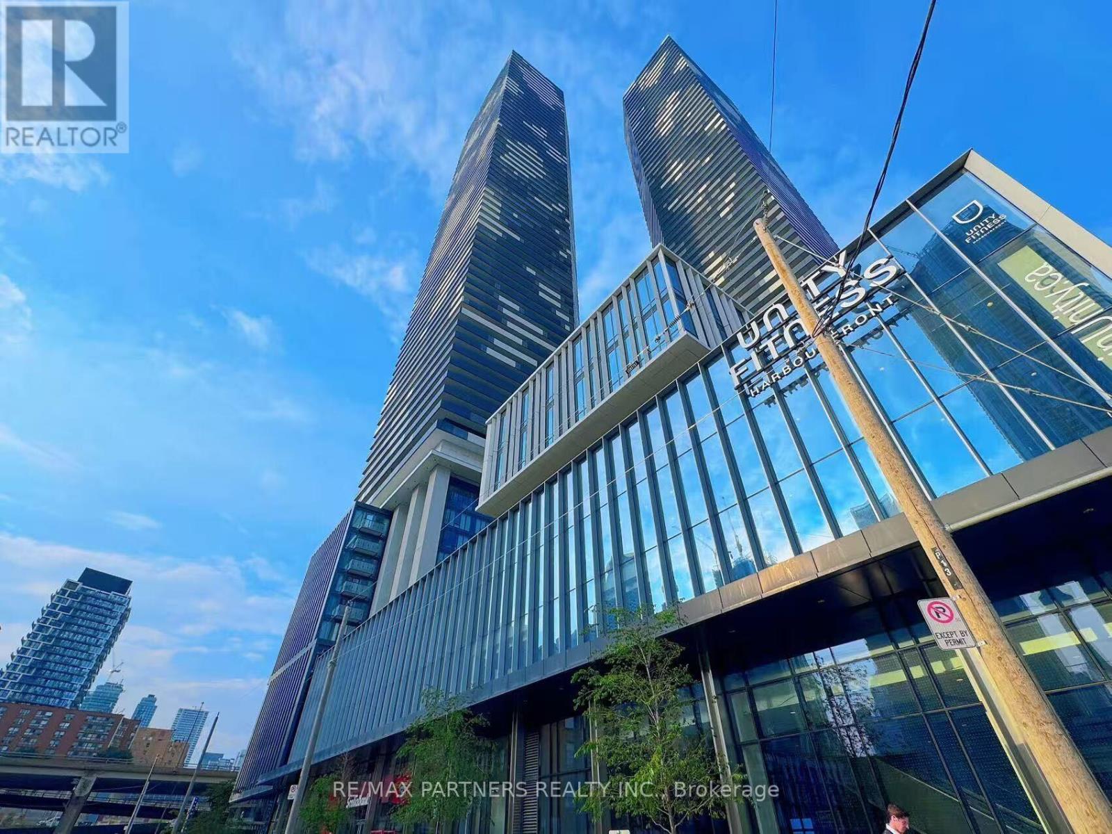 Listing photo of 5016 - 55 COOPER STREET W