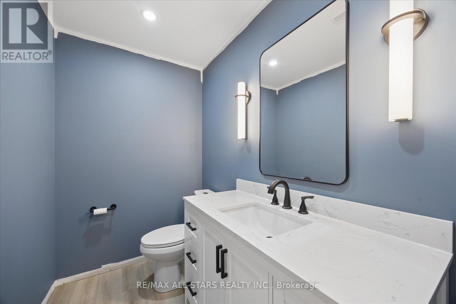 18 CARLETON TRAIL - 33