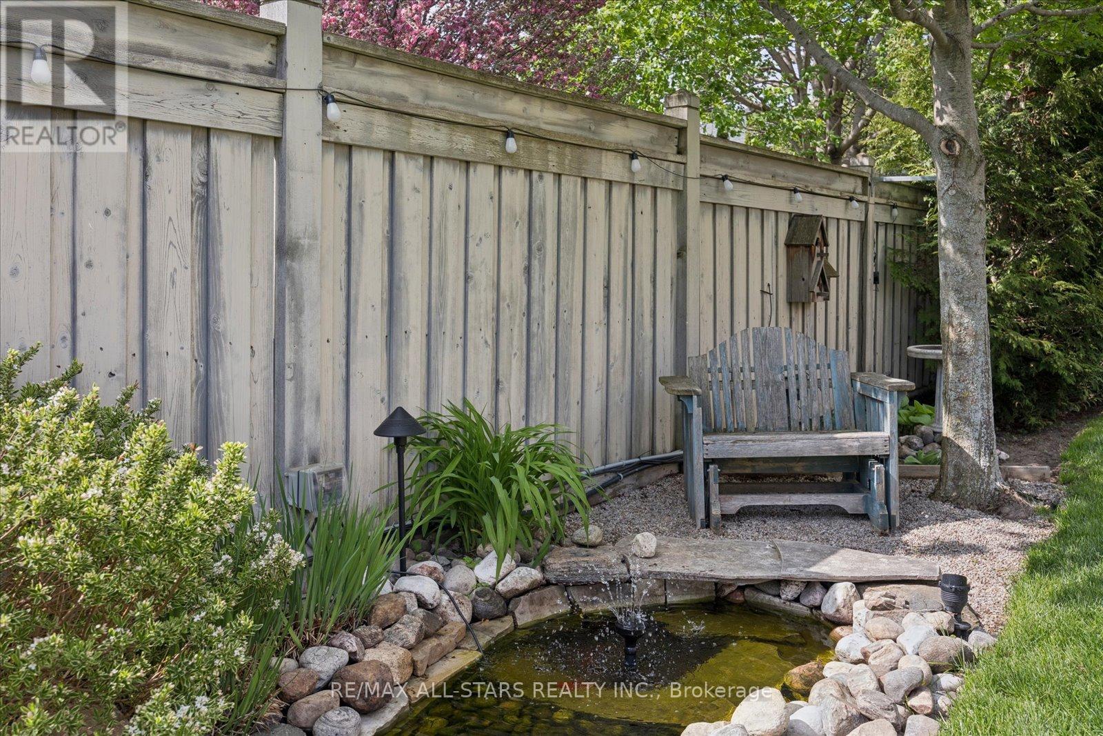 18 CARLETON TRAIL - 39