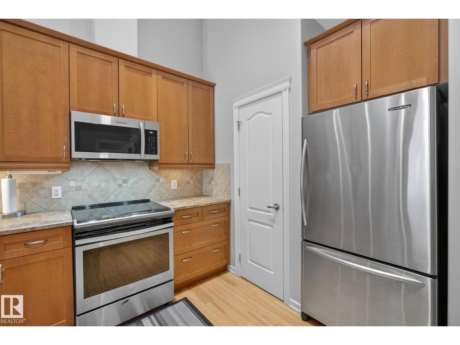 #36 3003 34 AV NW - 23