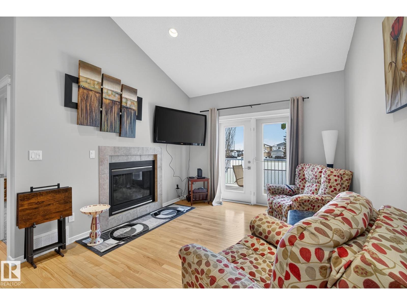 #36 3003 34 AV NW - 27
