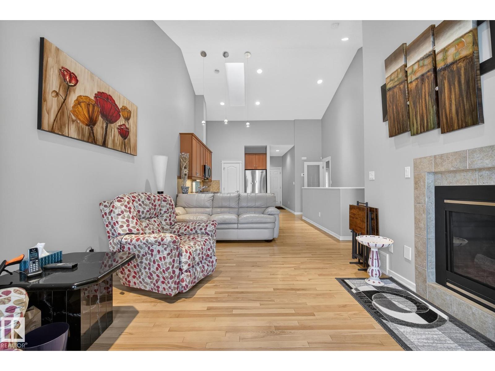 #36 3003 34 AV NW - 29