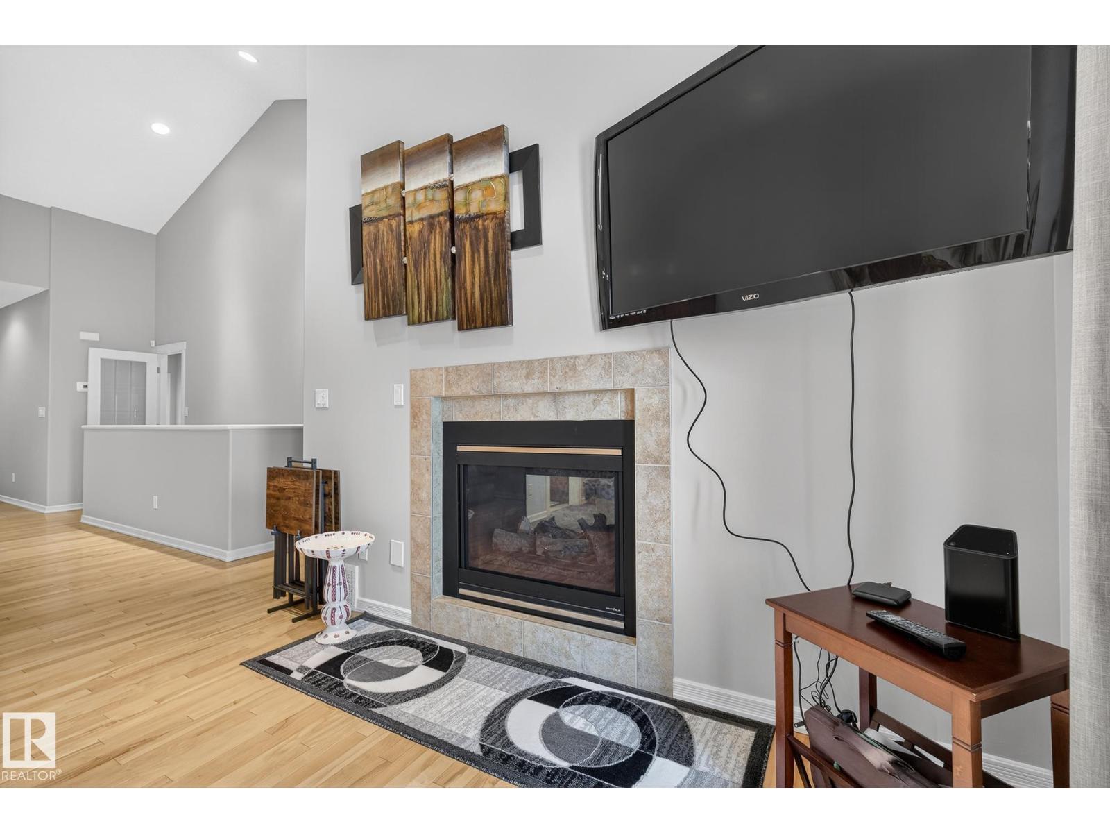 #36 3003 34 AV NW - 30