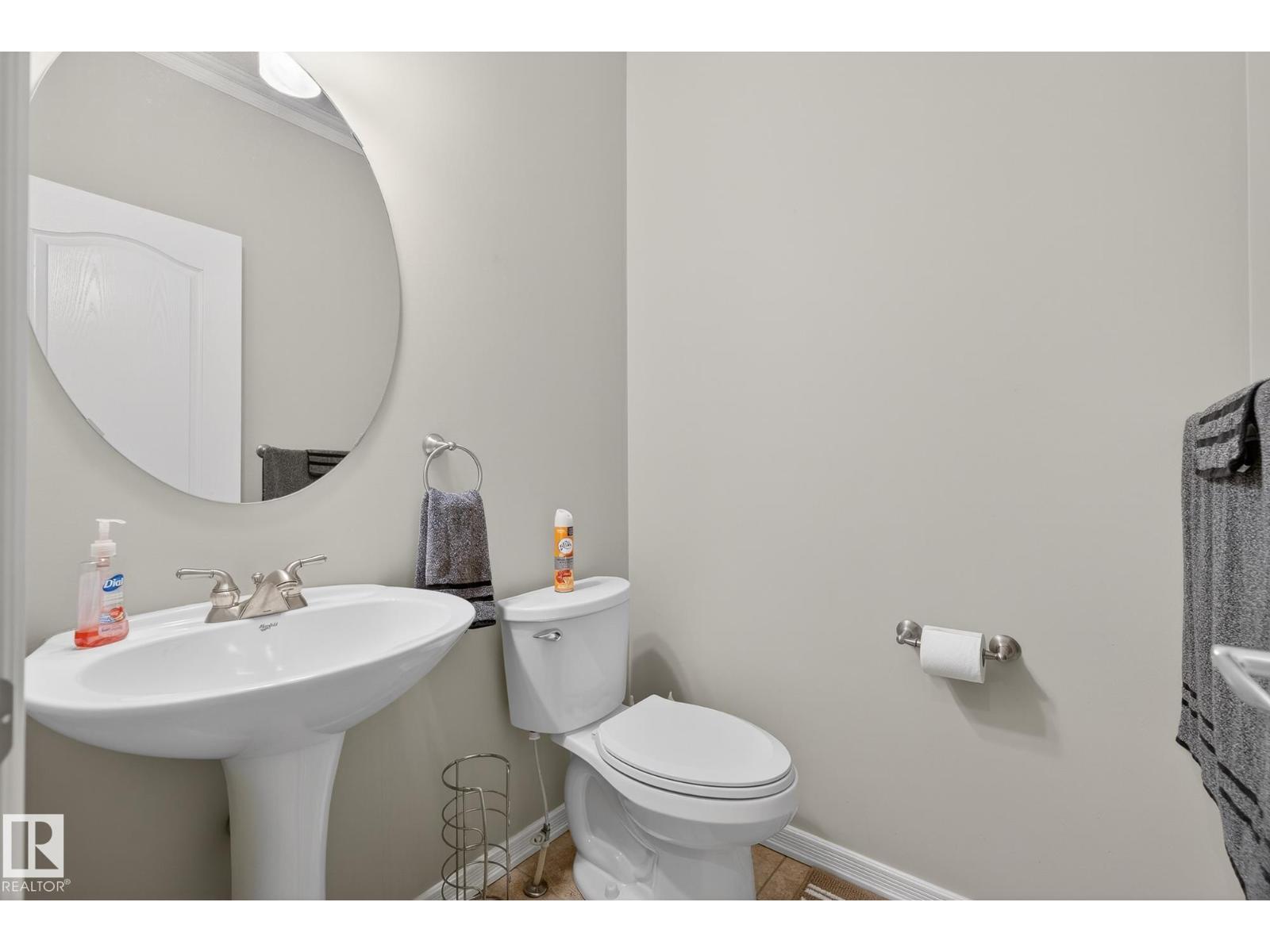 #36 3003 34 AV NW - 35