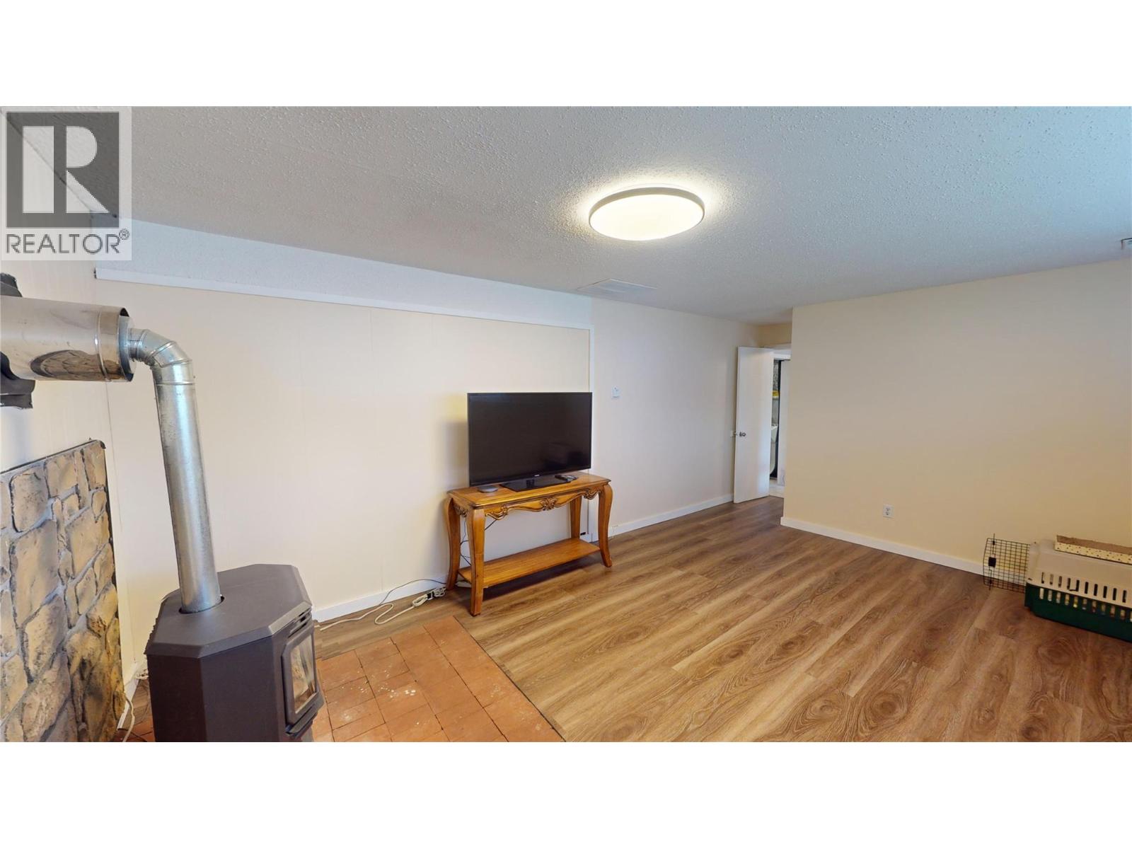 2617 2nd Street S - 8