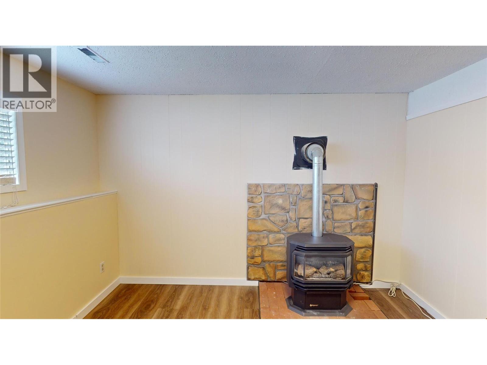 2617 2nd Street S - 9