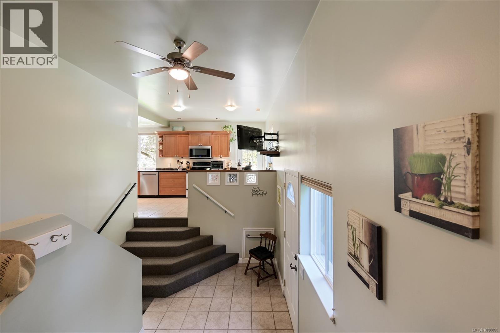 1718 Garnet Rd - 37