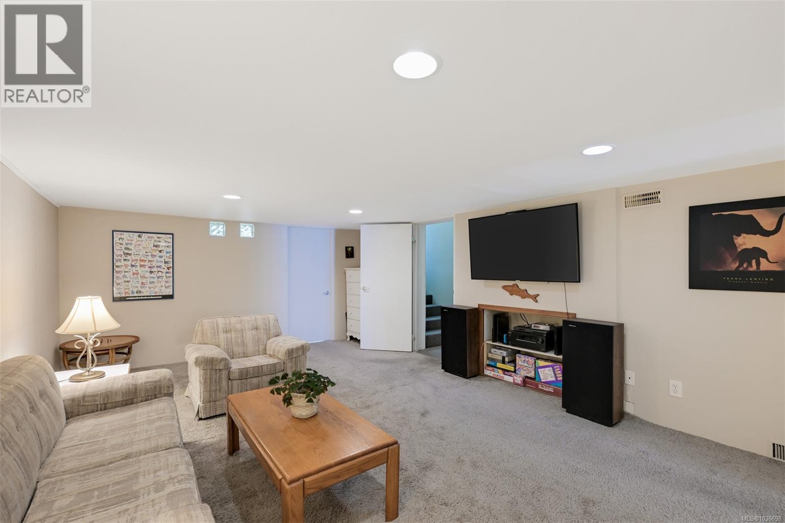 1718 Garnet Rd - 41