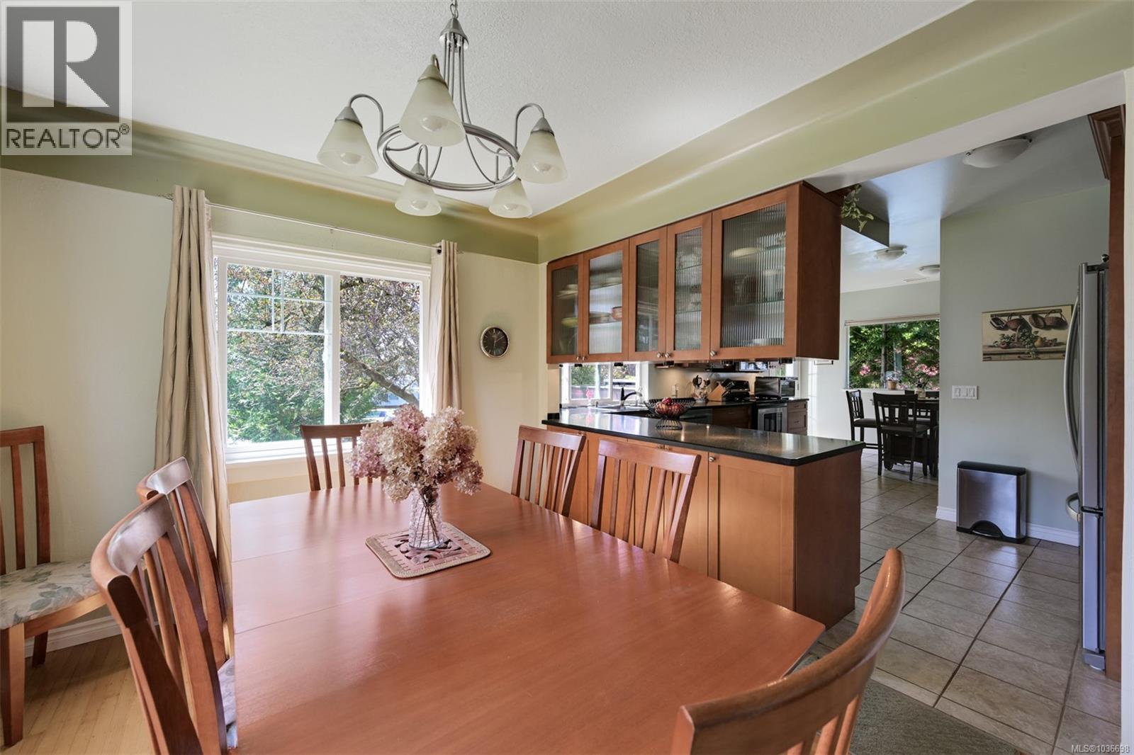 1718 Garnet Rd - 11