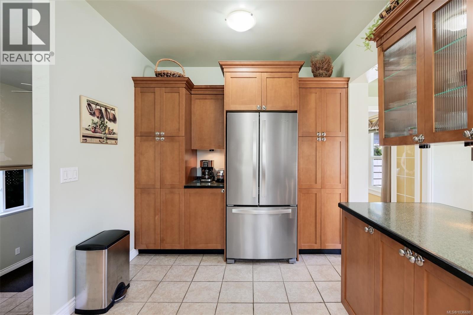 1718 Garnet Rd - 24