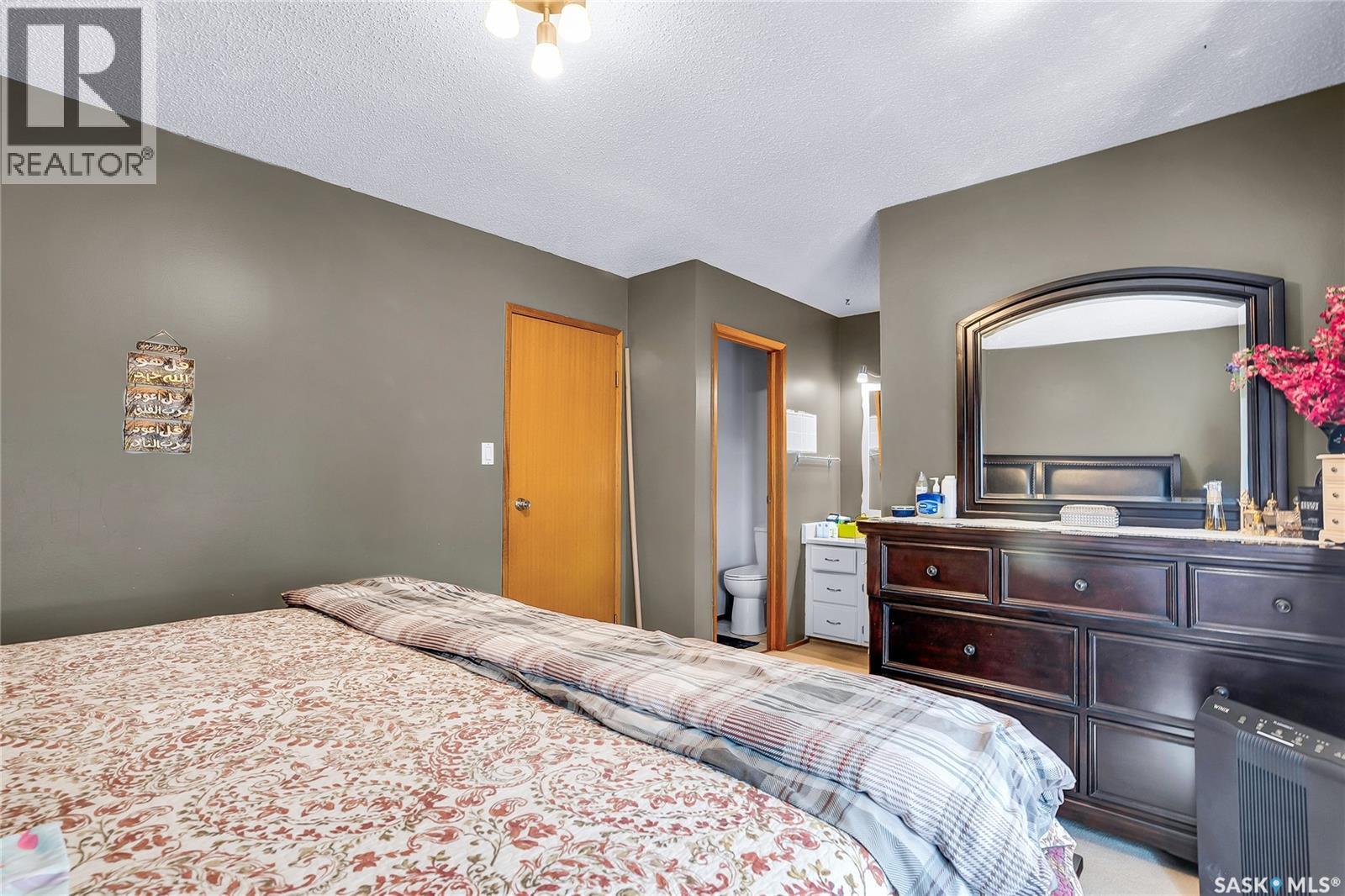 370 Kellins CRESCENT - 24