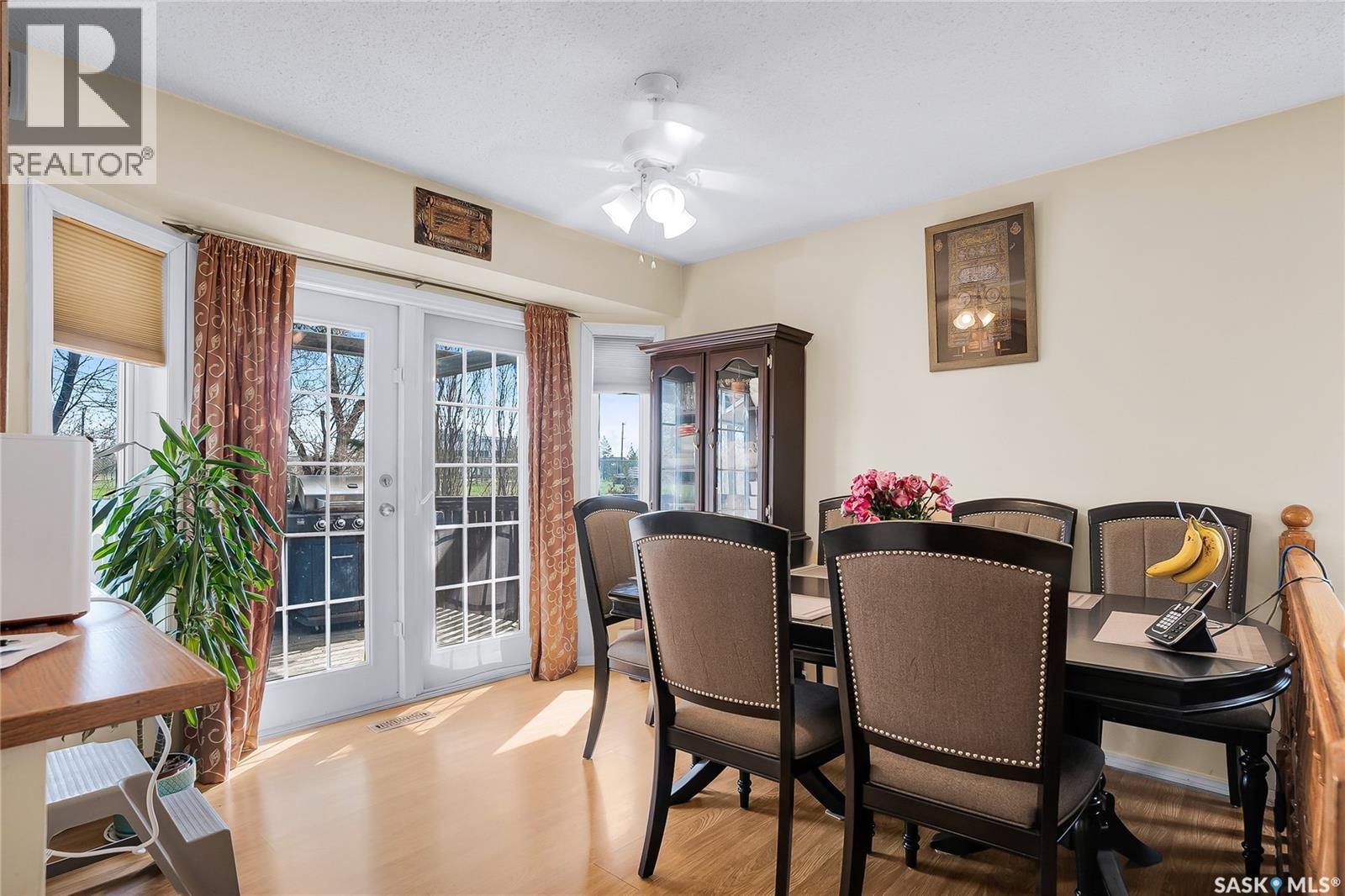 370 Kellins CRESCENT - 32