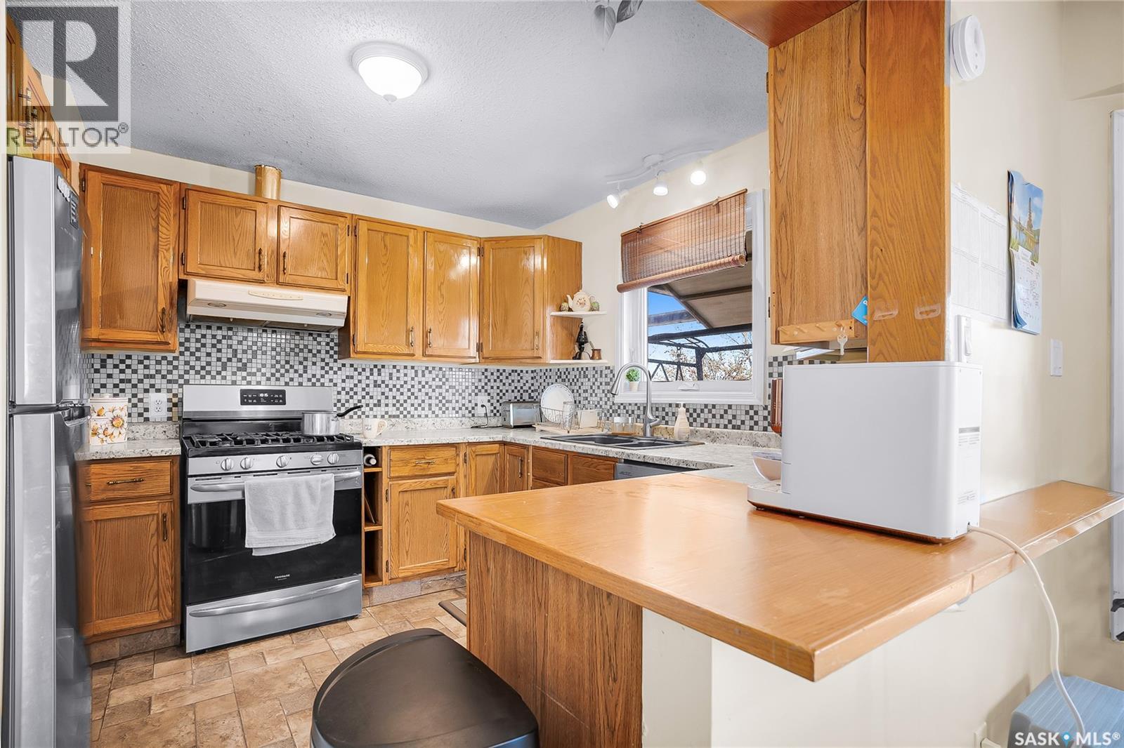 370 Kellins CRESCENT - 33