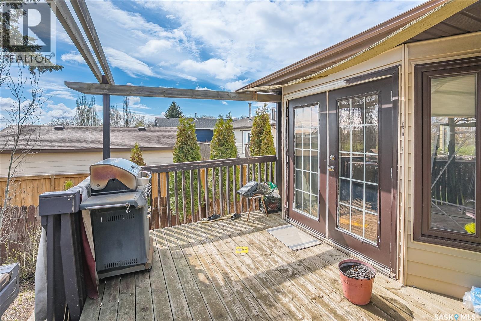 370 Kellins CRESCENT - 44