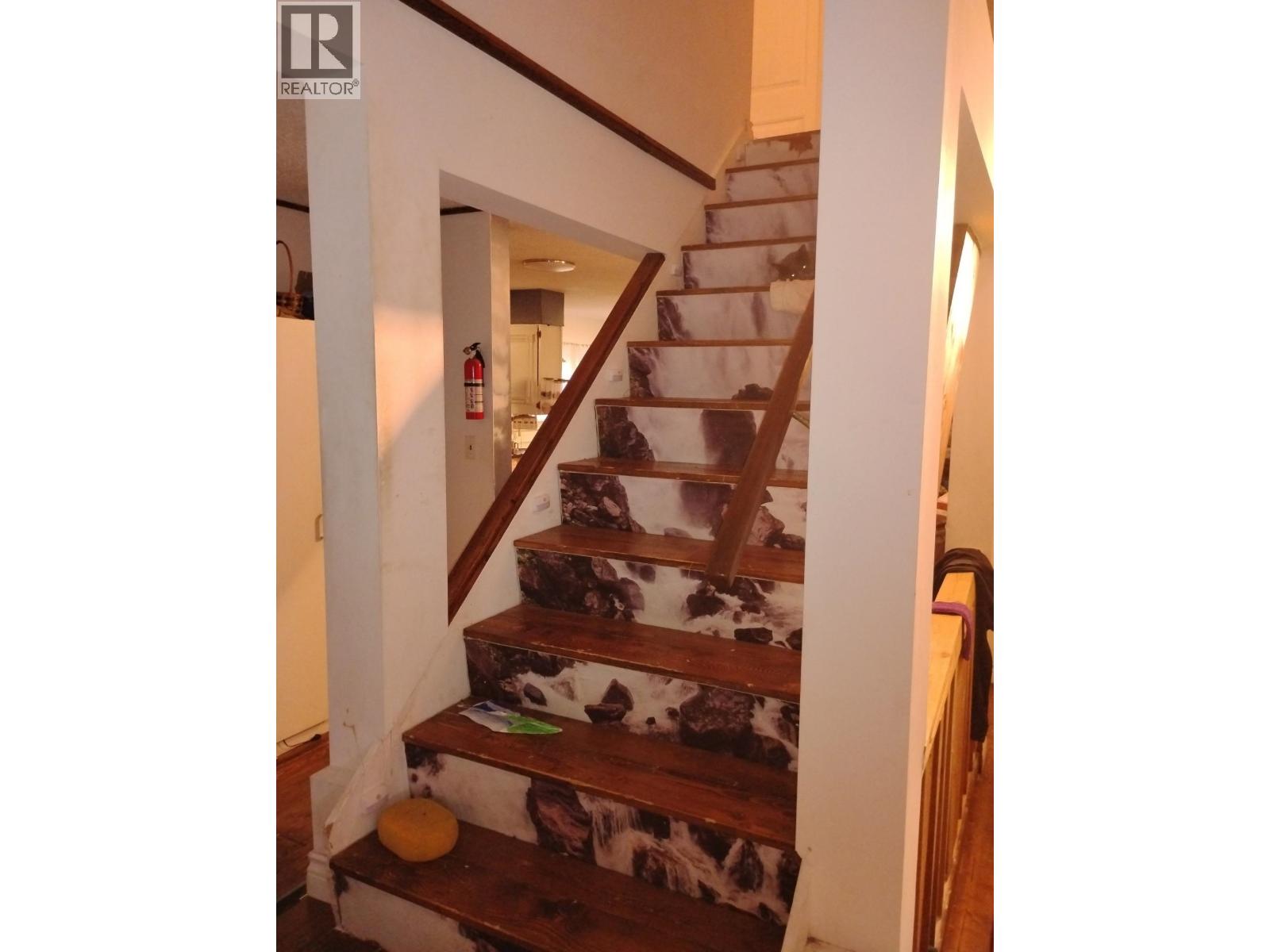 20 REGAN STREET, Granisle