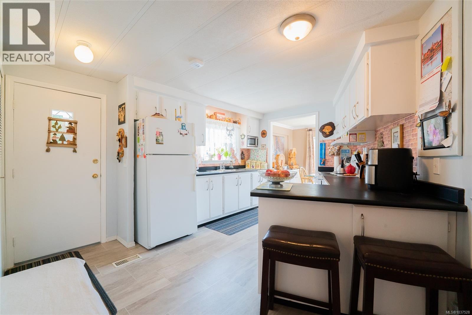 #67 1572 Seabird Rd - 16