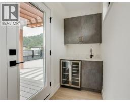 Primary Bedroom - 910 Lakeside Drive Unit# 208, Nelson, BC V1L6G3 Photo 6
