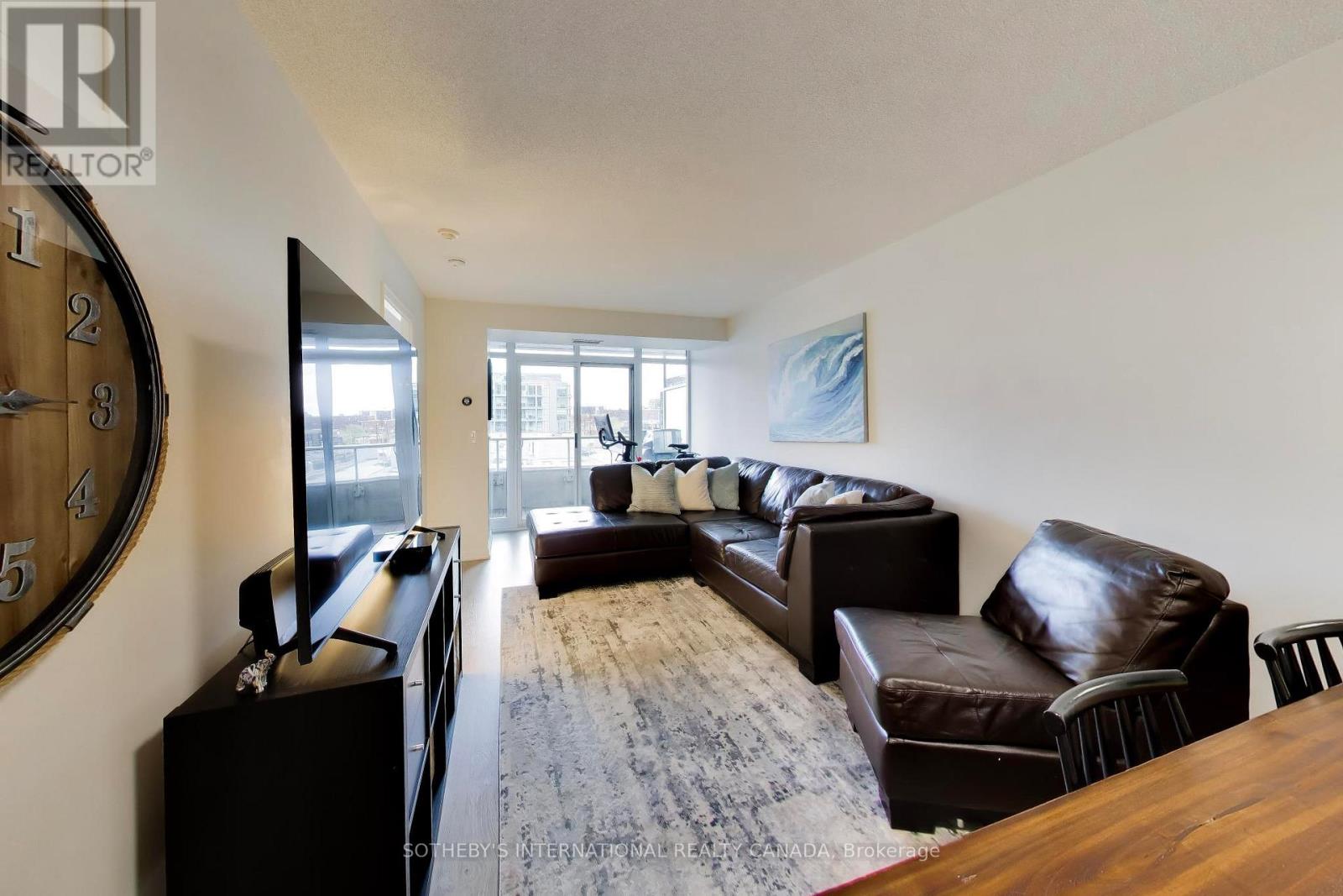#720 85 EAST LIBERTY STREET - 17
