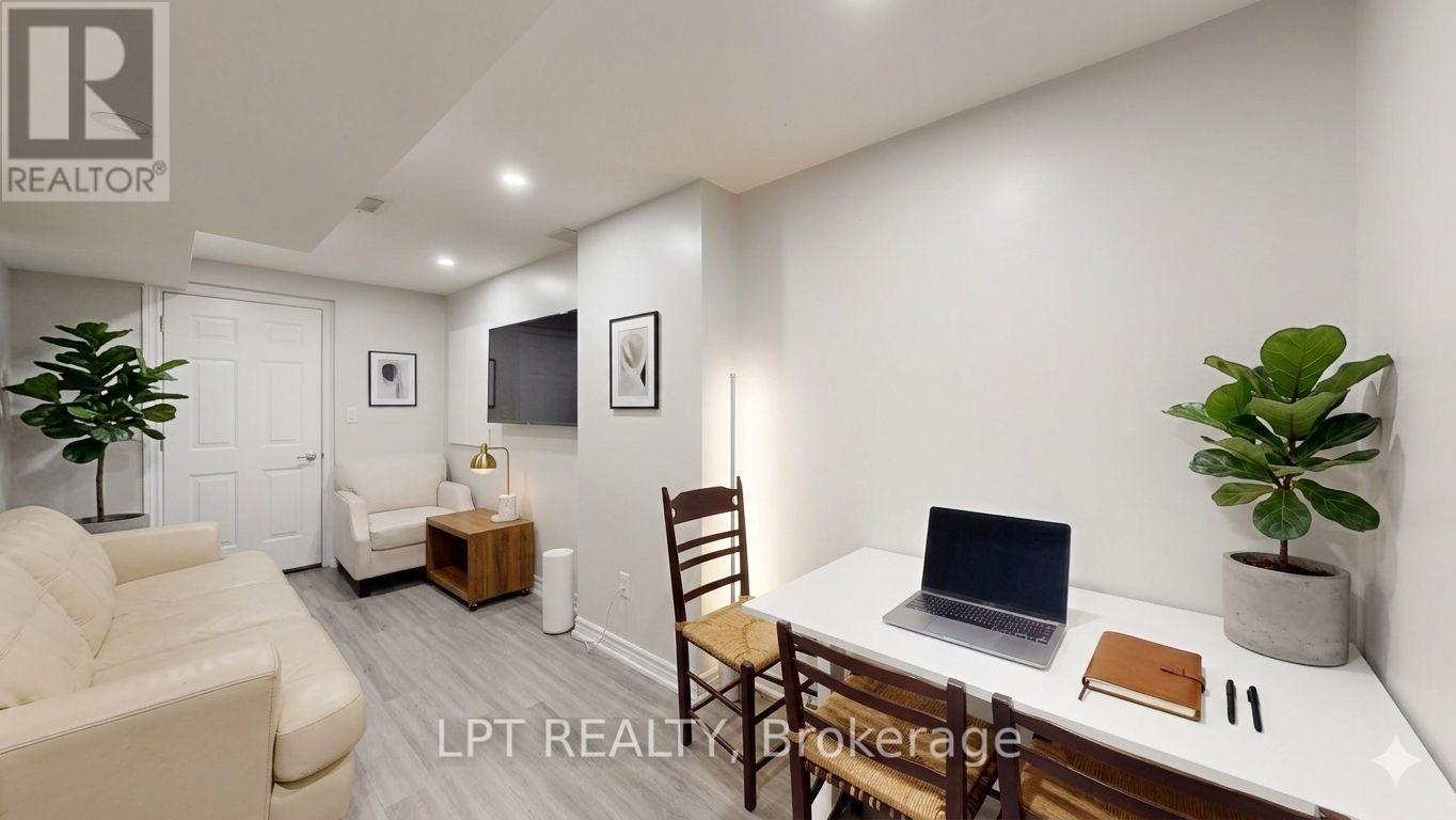 162 AGAVA STREET - 9