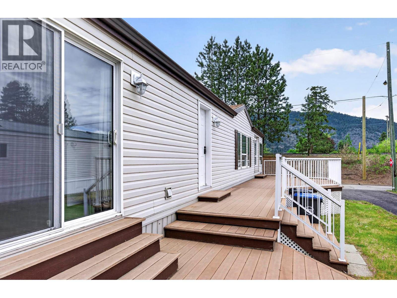 #3 1250 HILLSIDE Avenue - 36