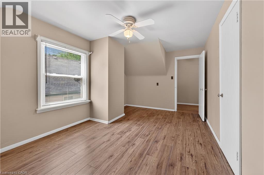 16 BRODICK Street - 24