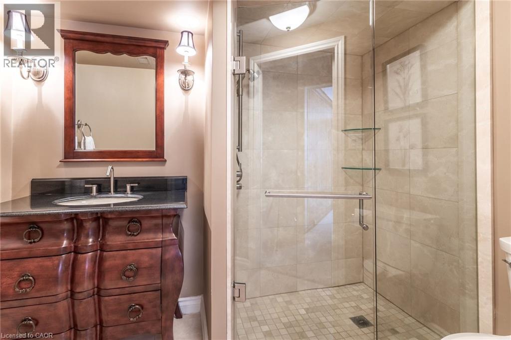 148 BRIAR HILL Crescent, Hamilton, Ontario, L9G3S9 — Photo 24