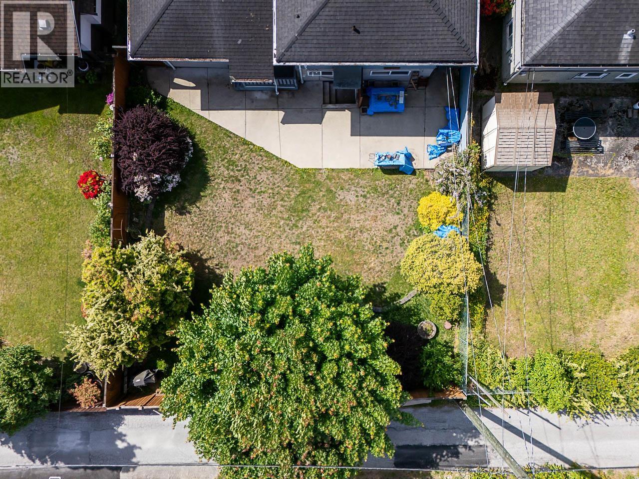6605 ELWELL STREET, Burnaby
