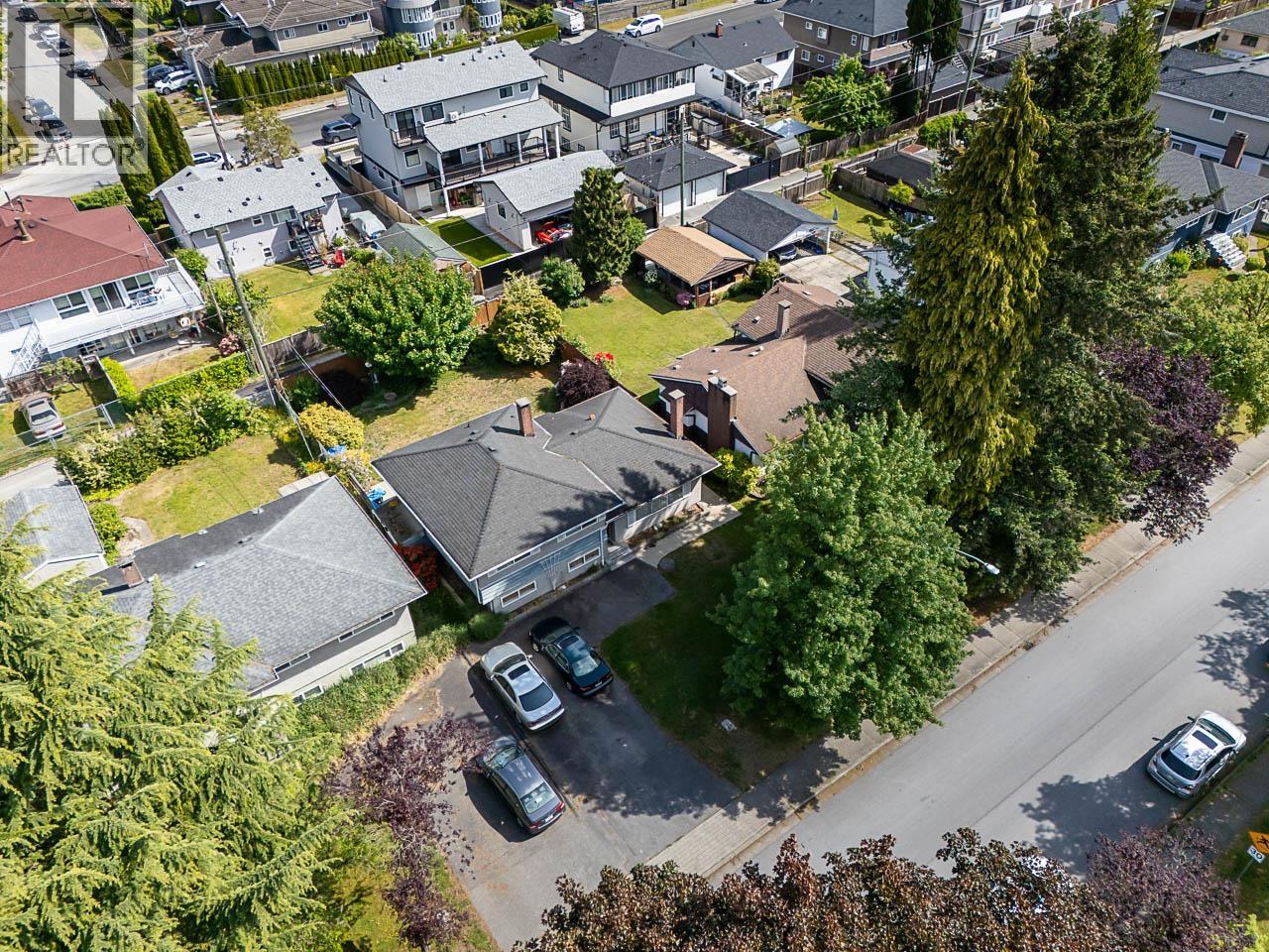 6605 ELWELL STREET, Burnaby