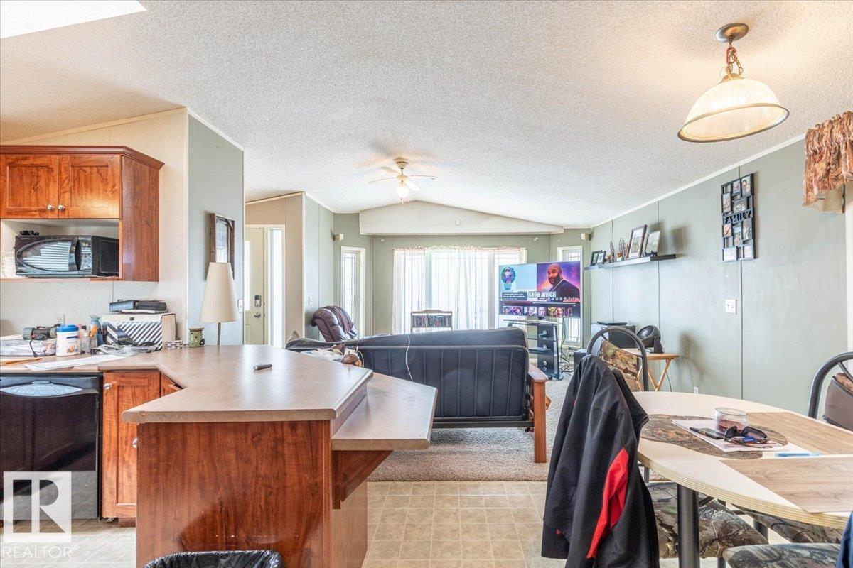 6 Woodcroft PL - 5
