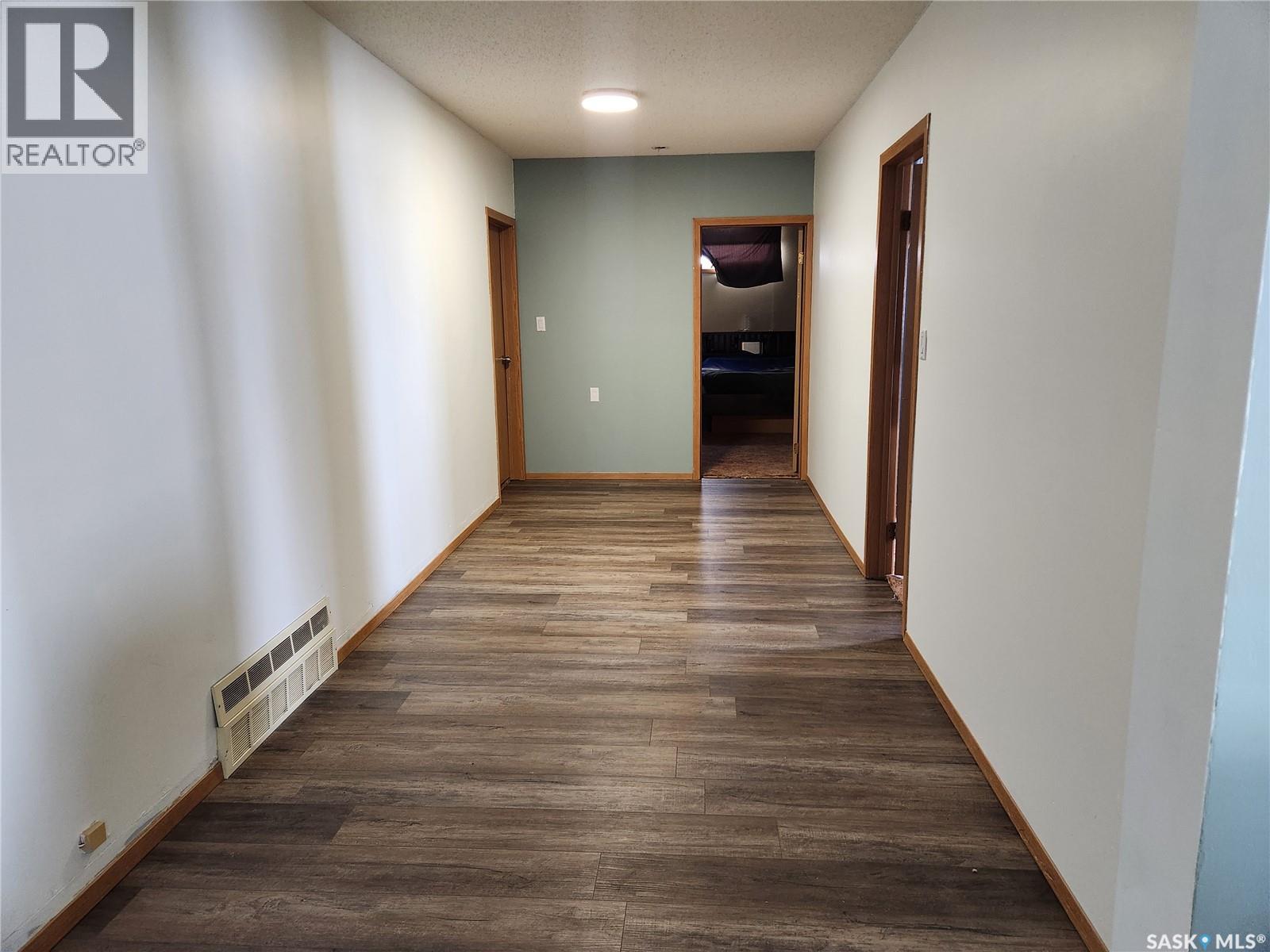 705 Main STREET - 18