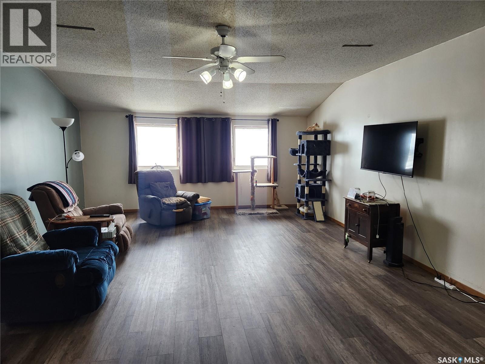 705 Main STREET - 14