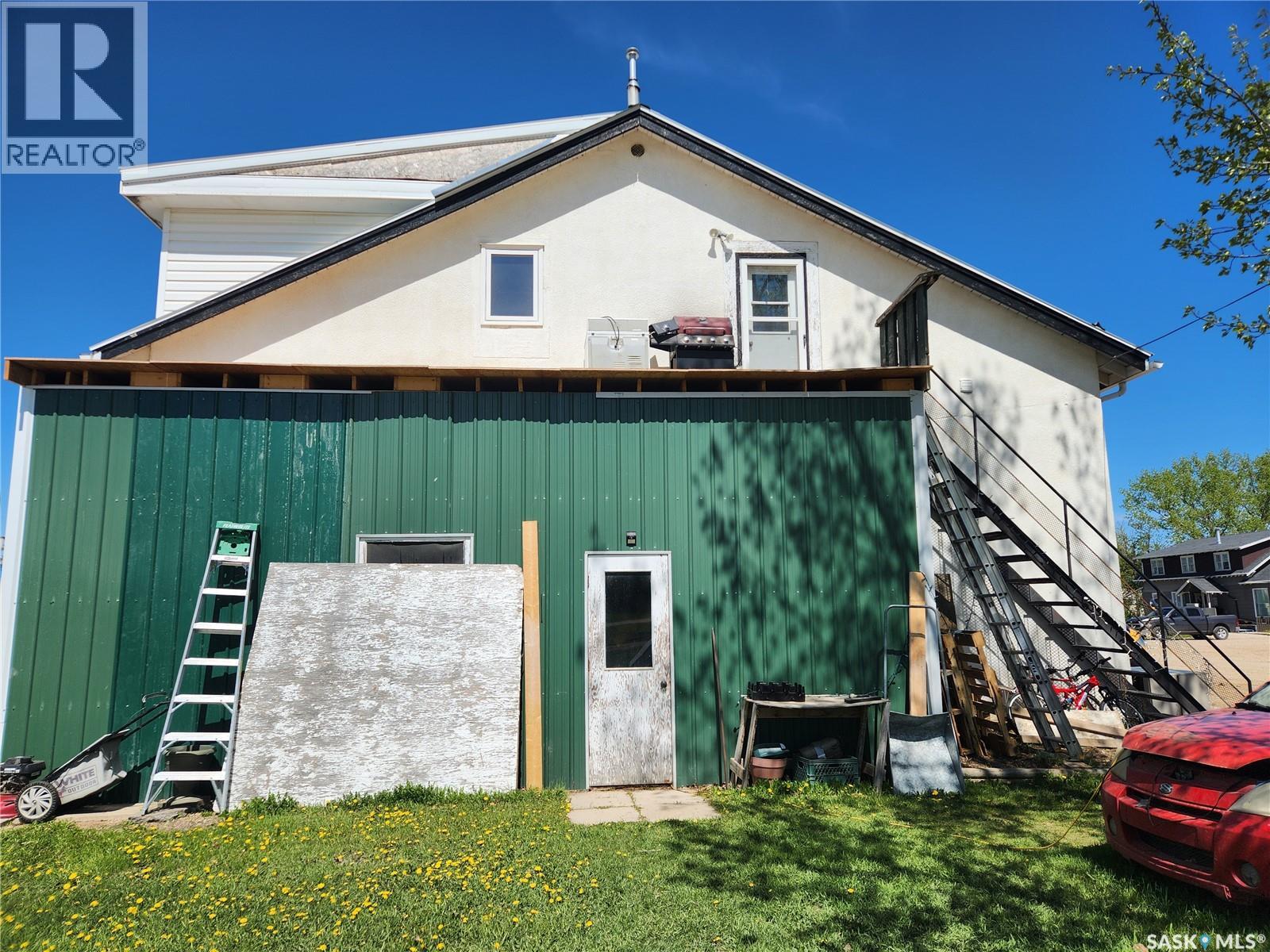 705 Main STREET - 38