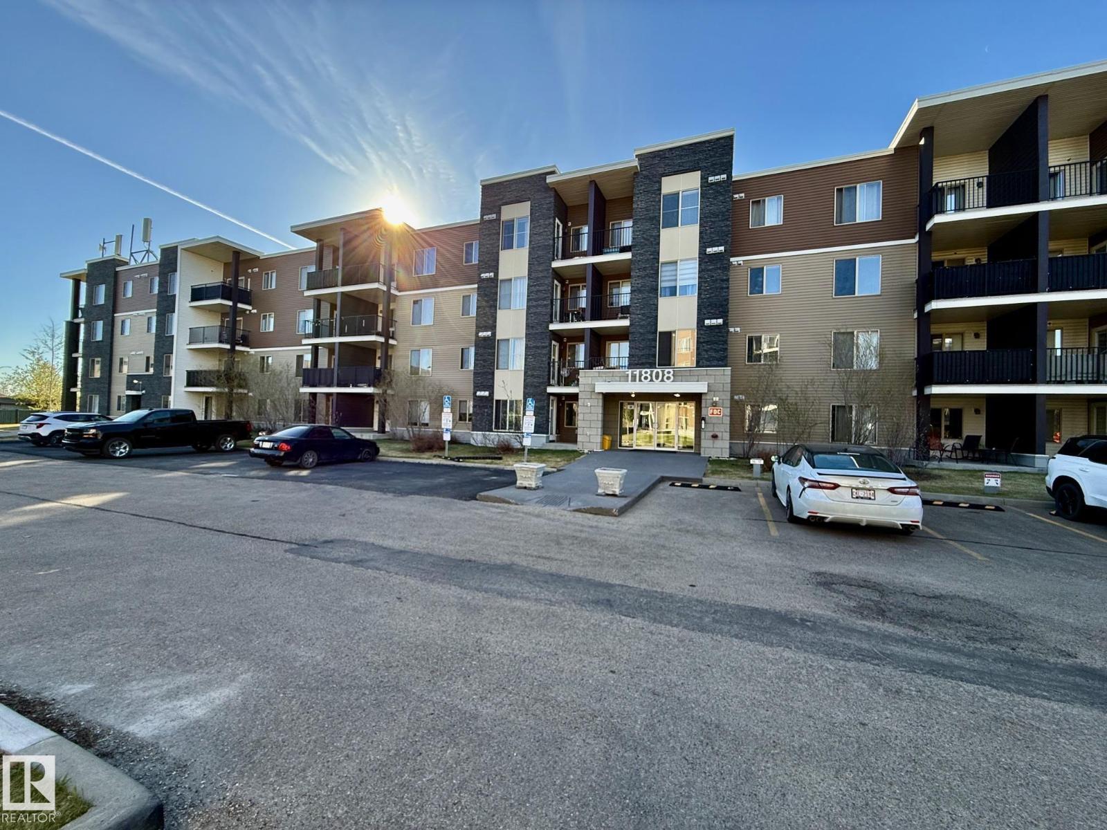 #116 11808 22 AV SW SW - 1