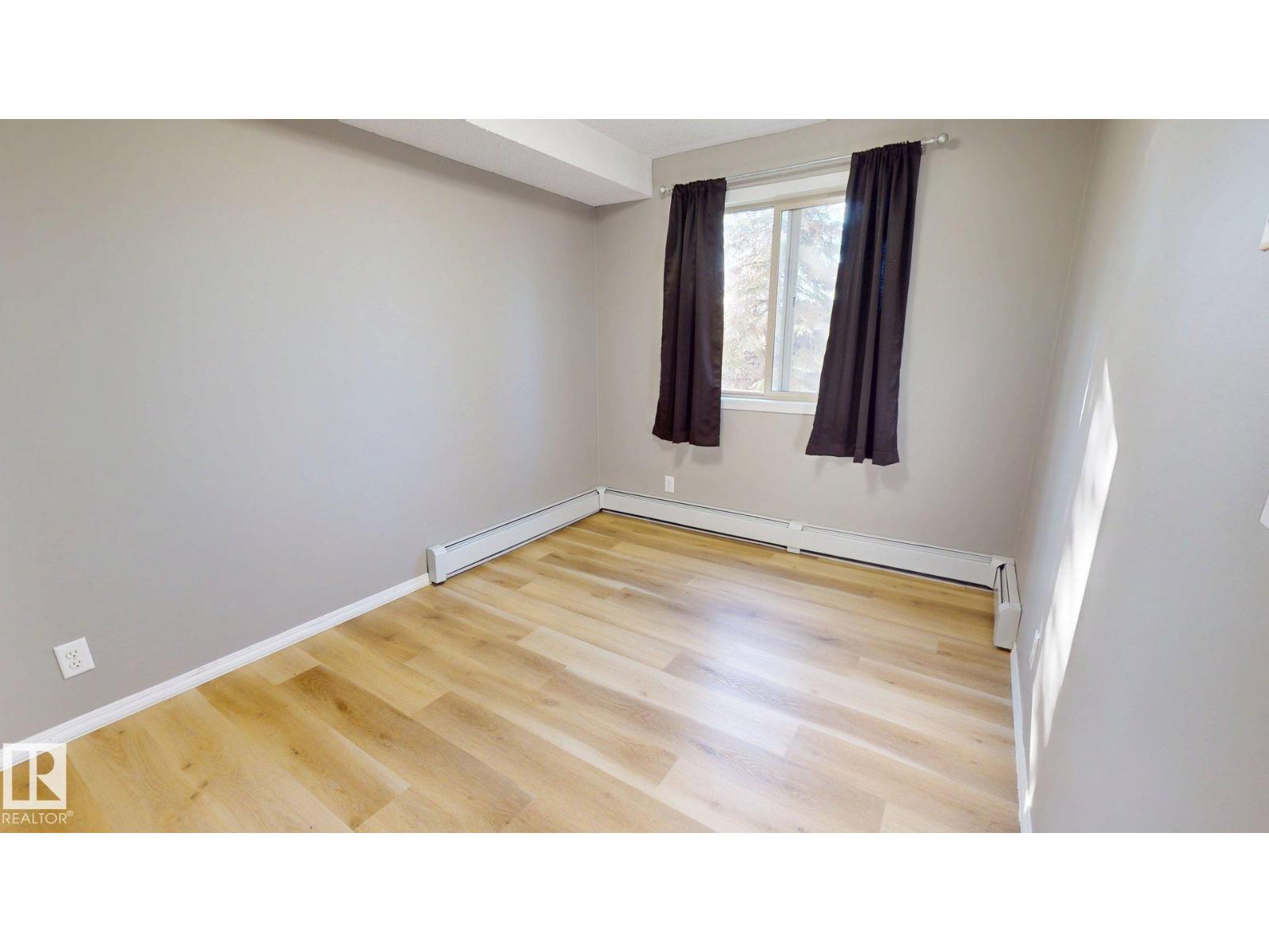 #116 11808 22 AV SW SW - 13