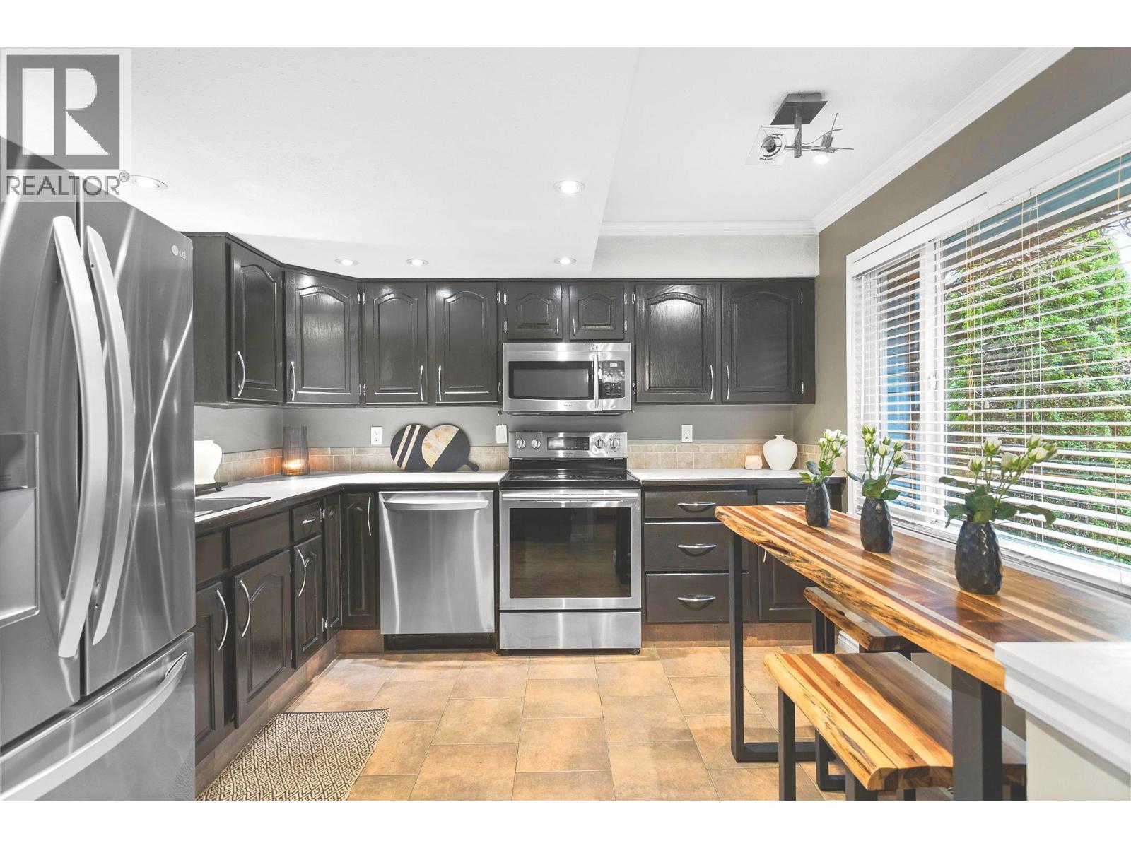 536 LEHMAN PLACE, Port Moody