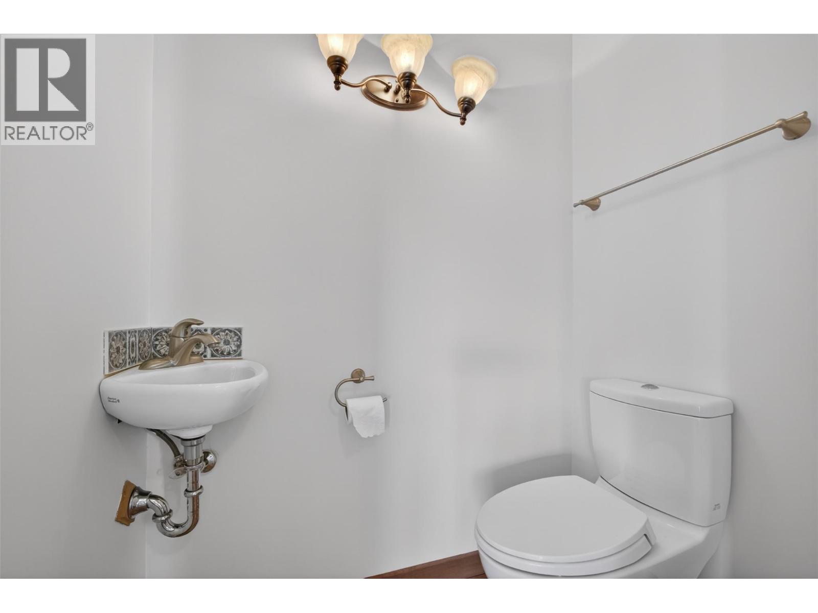 4739 Peachland Place - 23