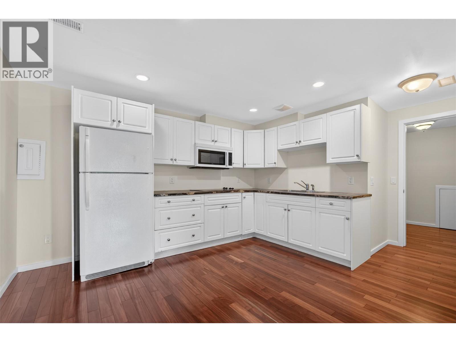 4739 Peachland Place - 30