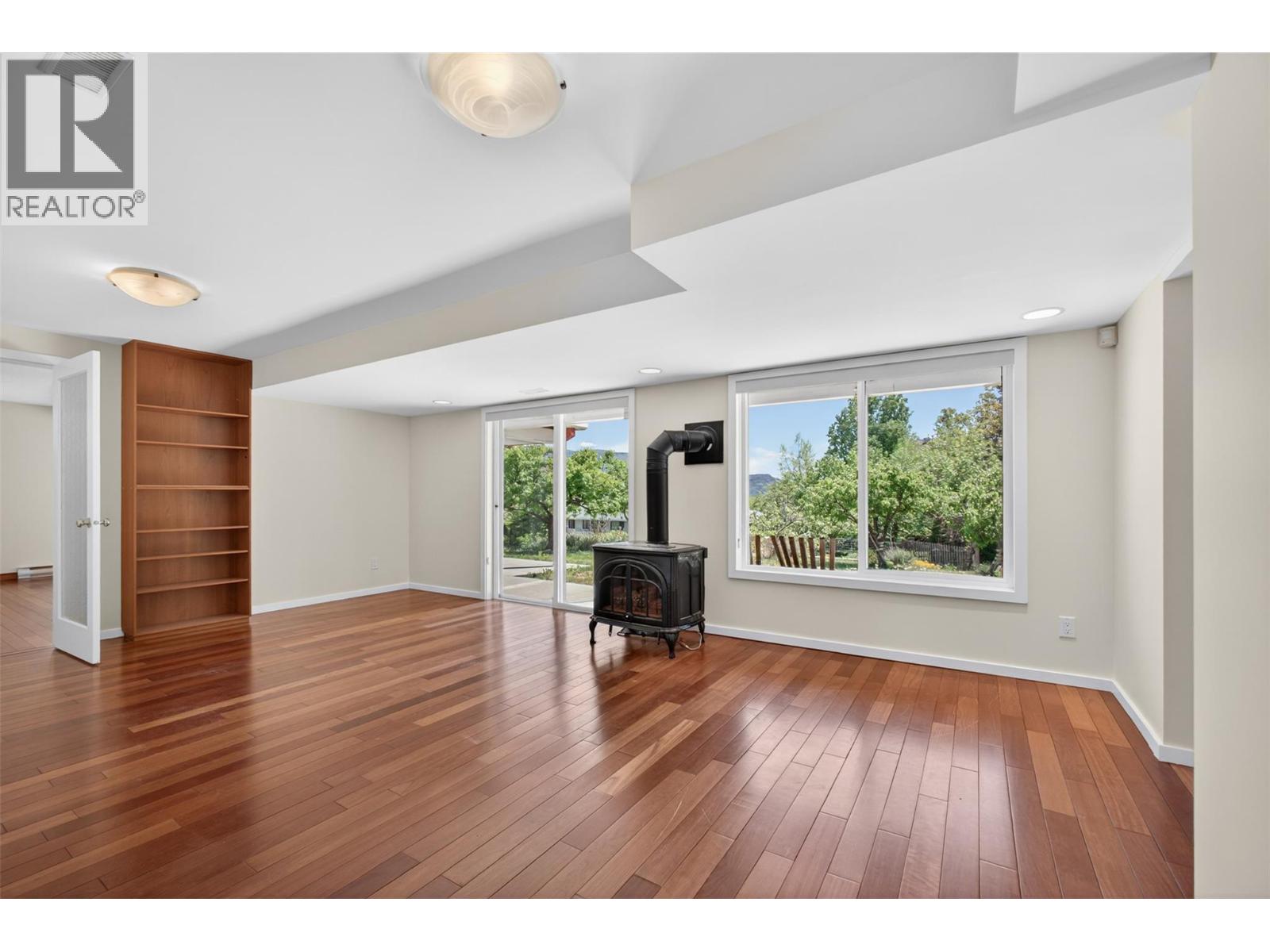 4739 Peachland Place - 33