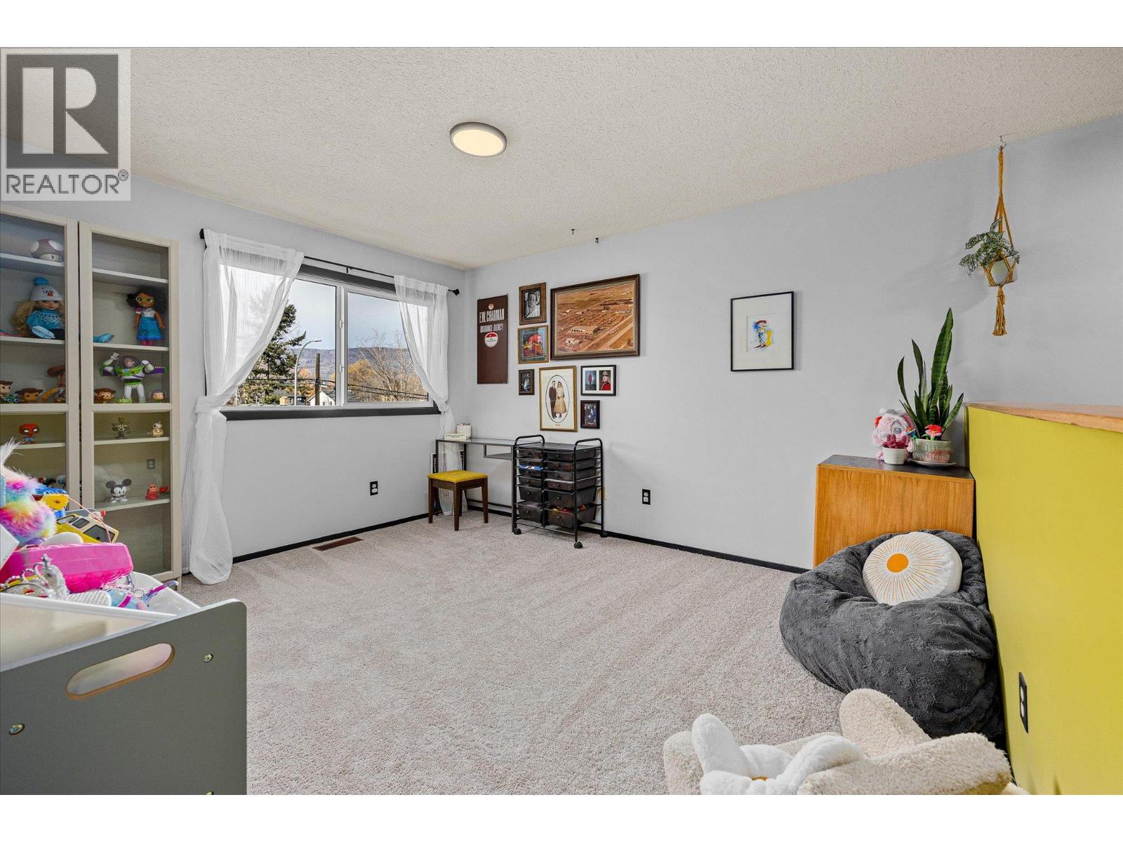 15 2055 Ethel Street, Kelowna