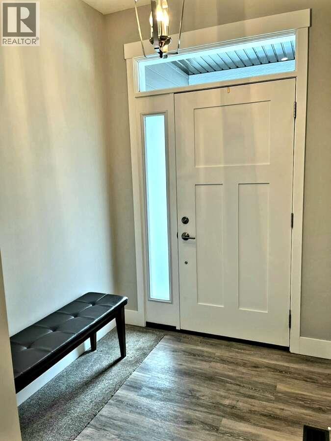 2081 14 Avenue SE - 4
