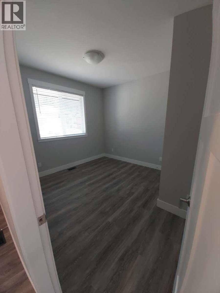 2081 14 Avenue SE - 16