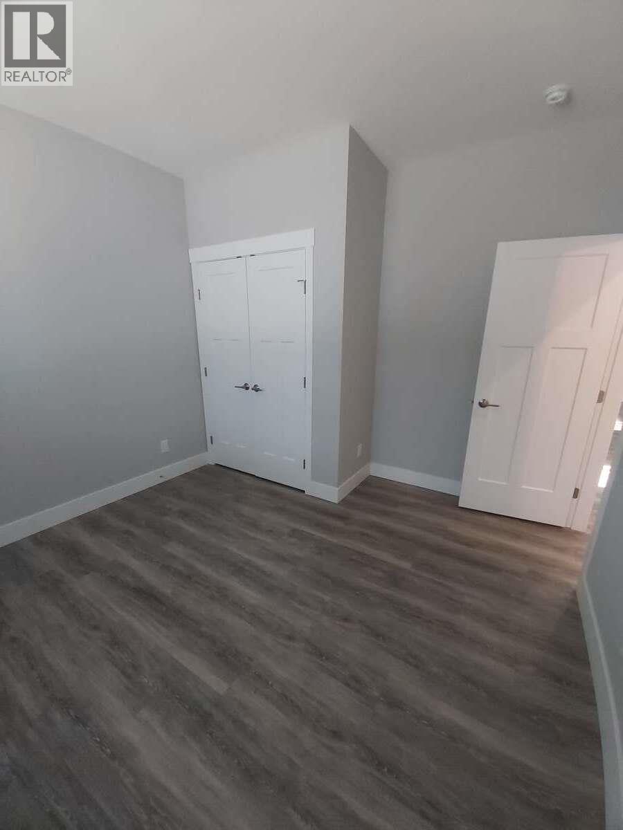 2081 14 Avenue SE - 17