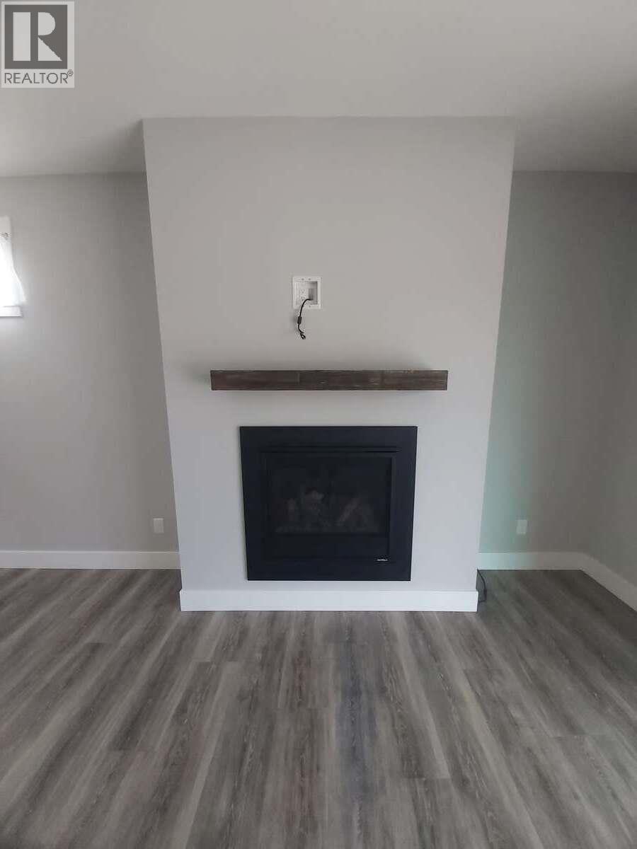 2081 14 Avenue SE - 9