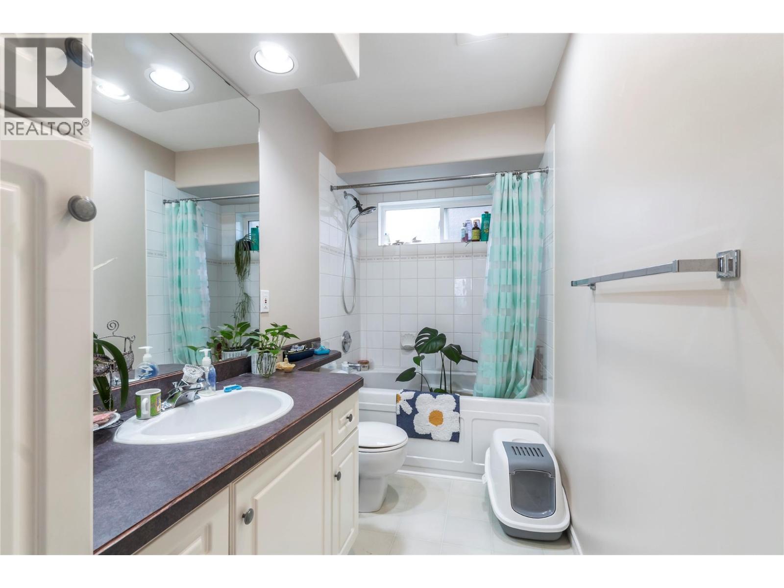 650 17 Street SE, Salmon Arm