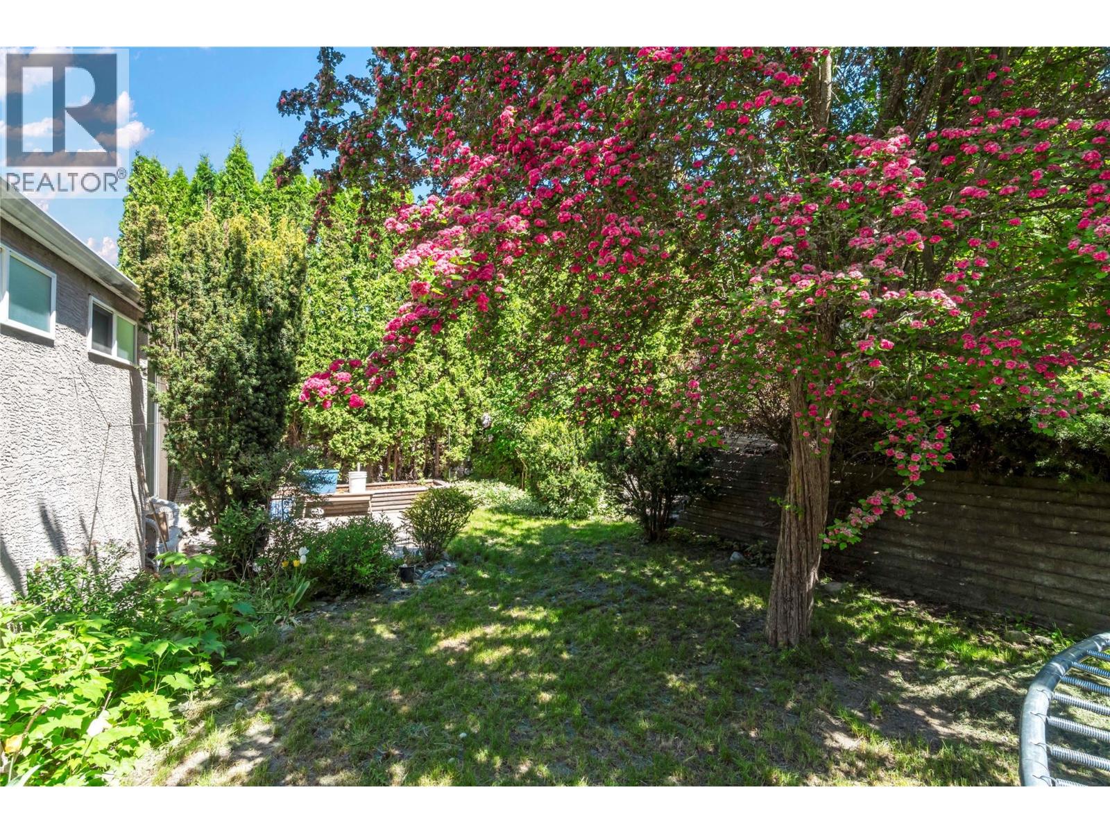 650 17 Street SE, Salmon Arm
