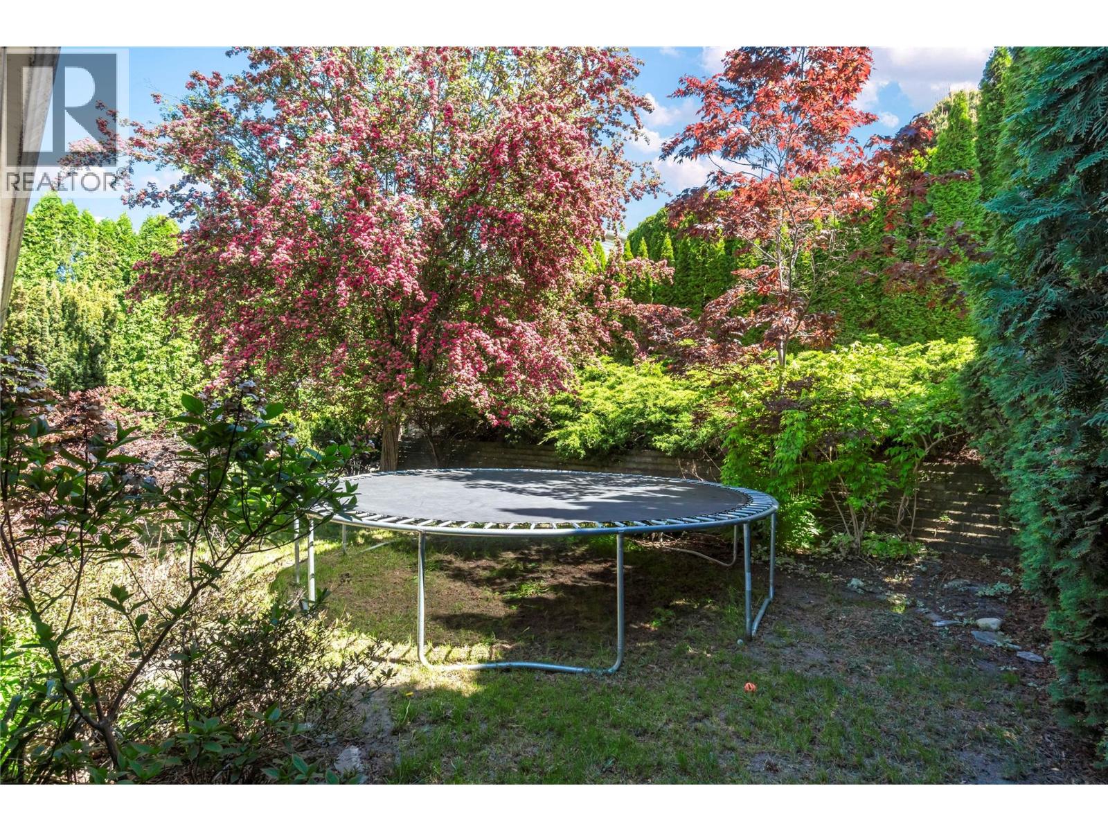650 17 Street SE, Salmon Arm