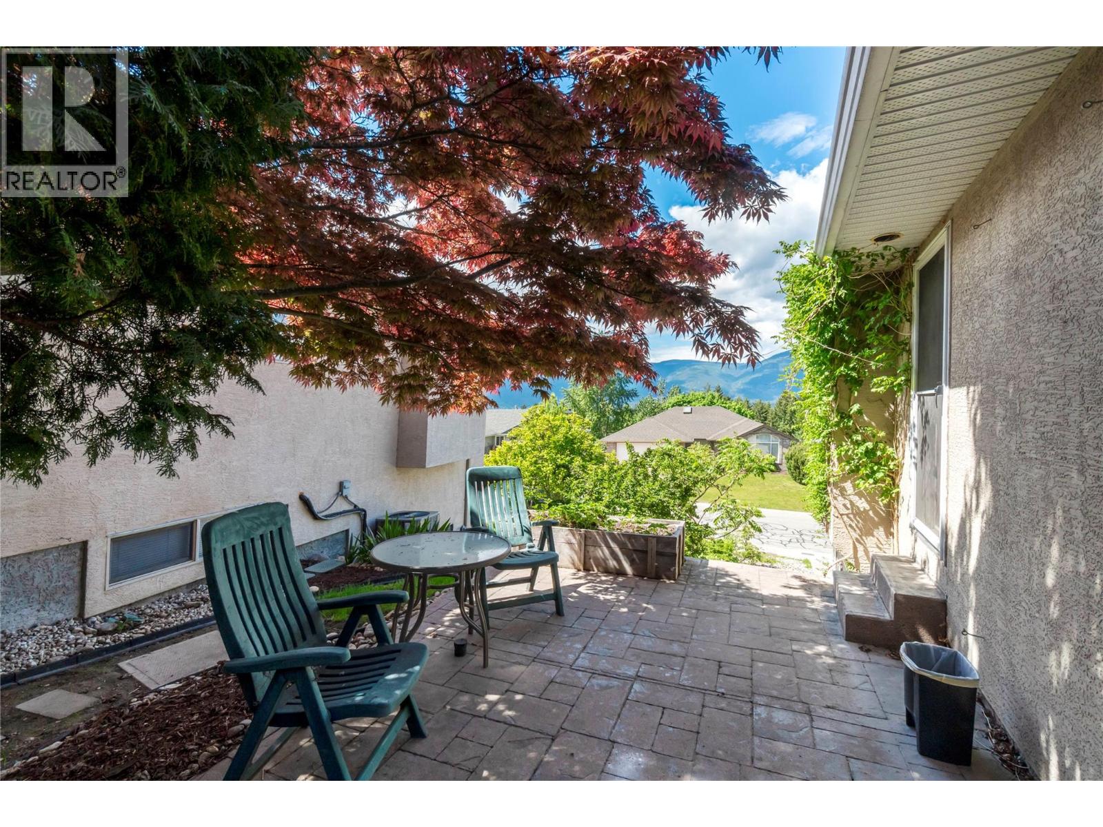 650 17 Street SE, Salmon Arm