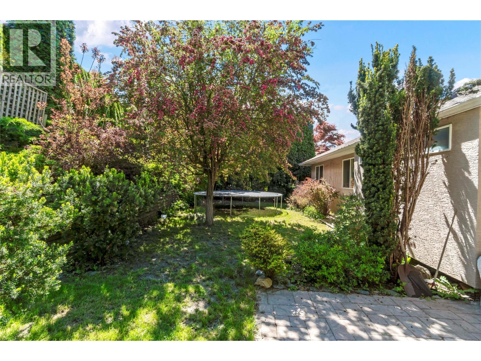 650 17 Street SE, Salmon Arm